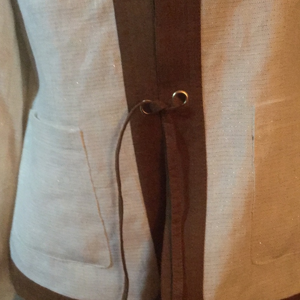 Jacket - Picture 4 of 5